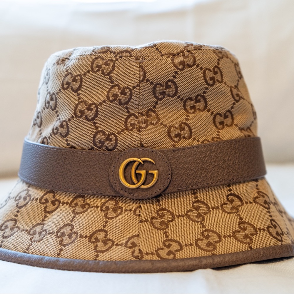 Gucci GG Canvas Bucket Hat- Size L